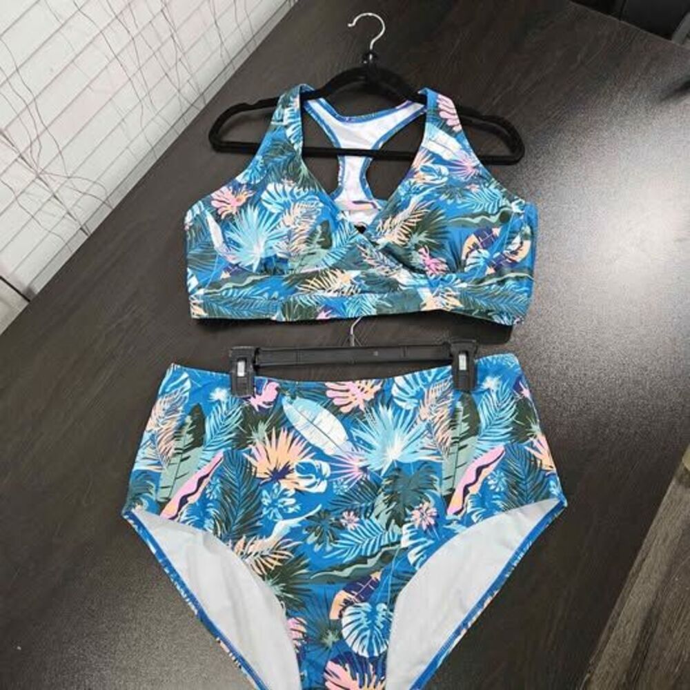 Women’s Tropical Bikini Set XXL Worn Once